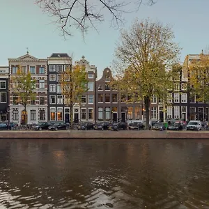 The Pavilions Amsterdam, The Toren Hotel Amesterdão